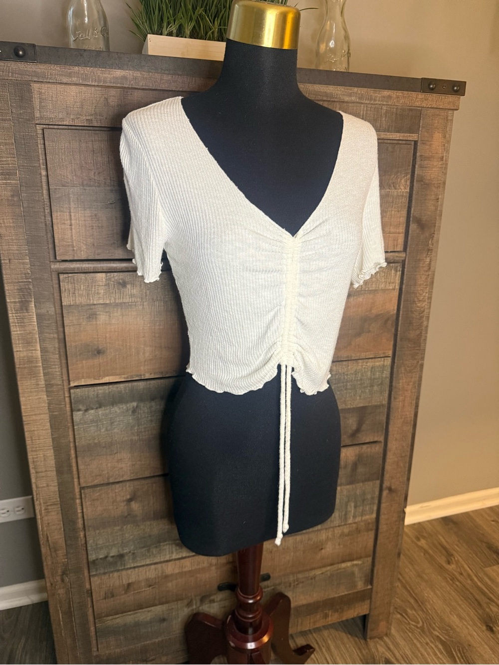 Altar’d State White Ribbed Ruched Tie Front Crop Top Women’s Large